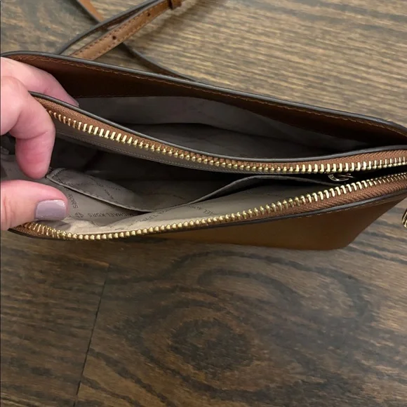 Michael Kors Brown Saffiano Cindy Crossbody - Picture 5 of 11